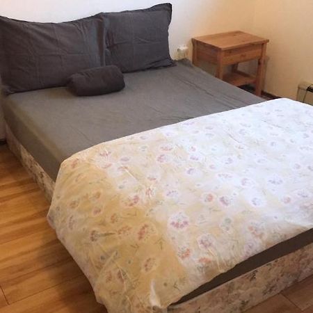 Vancouver Backpacker House - 10 Min Walk To Metrotown Skytrain Station بورنبي المظهر الخارجي الصورة