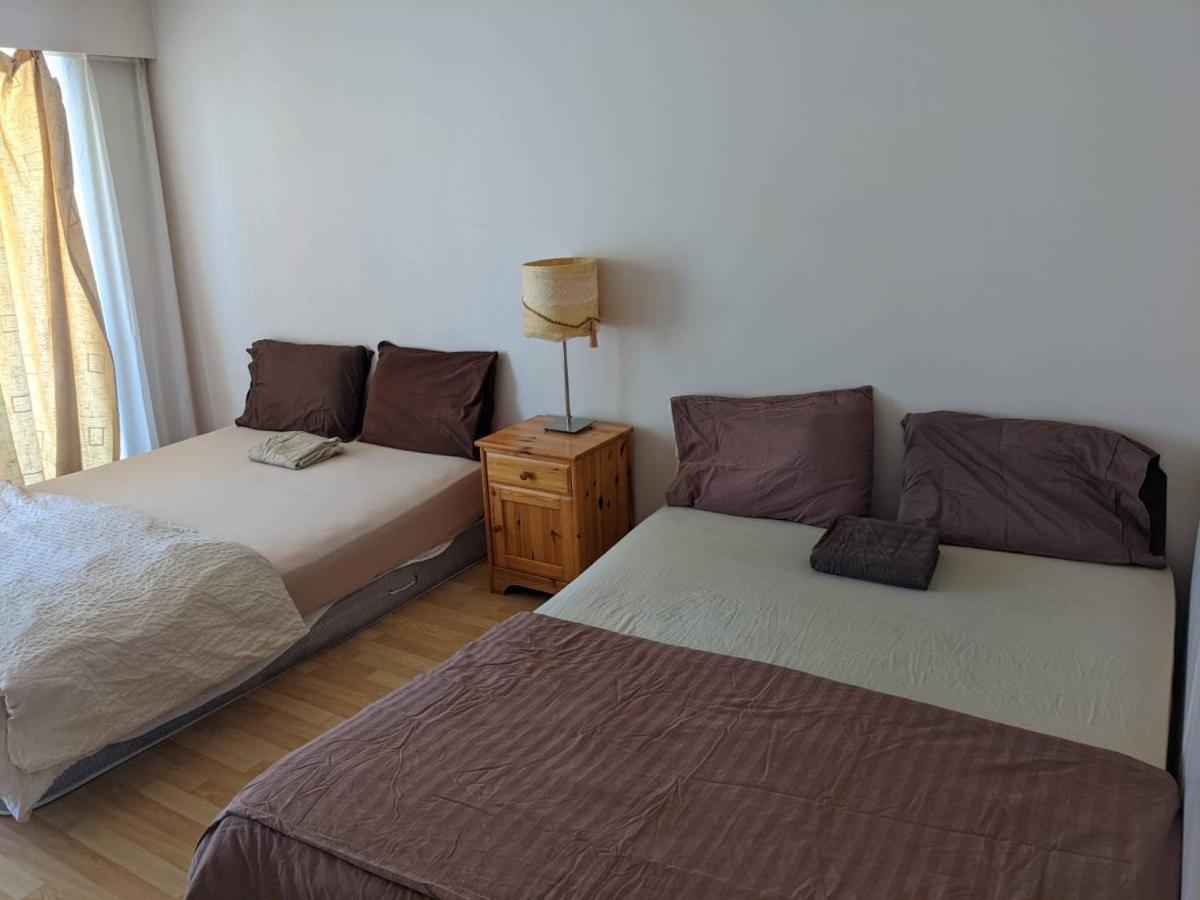Vancouver Backpacker House - 10 Min Walk To Metrotown Skytrain Station بورنبي المظهر الخارجي الصورة